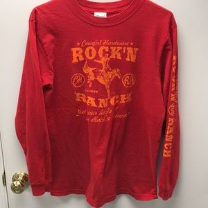 Cute long sleeve tee!